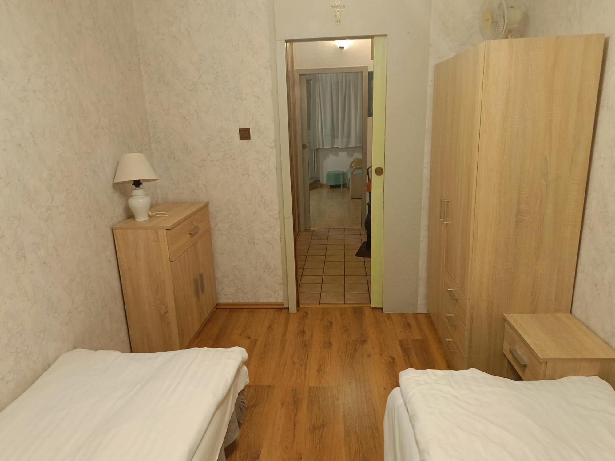 Mieszkanie Przy Plazy Dla 4-5 Osob Danzica Esterno foto